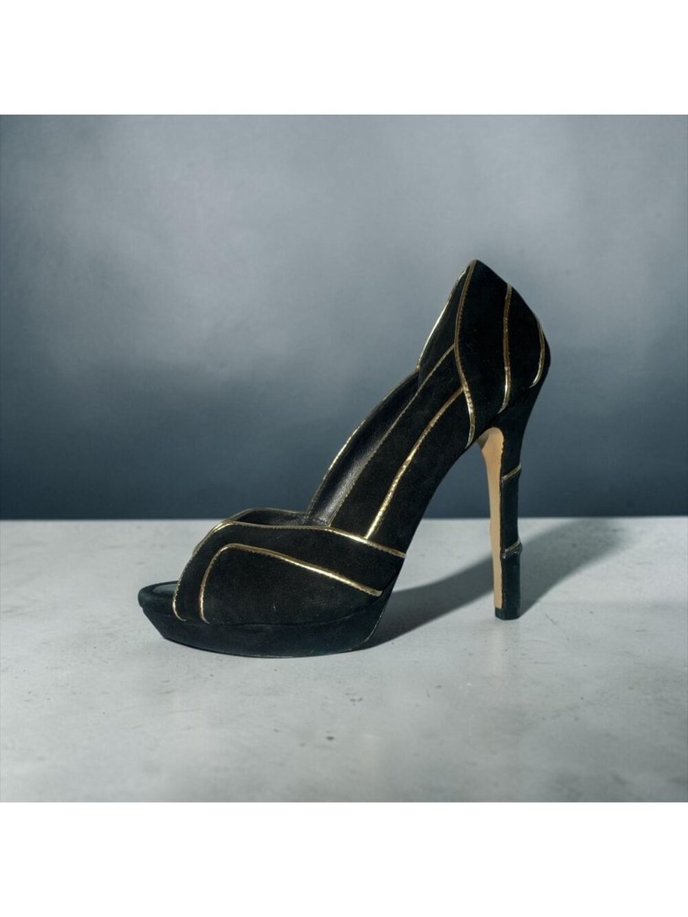 BCBGMaxazria Linden Peep-toe Pump Womens 6.5 Black Suede Gold Trim Platform Heel
